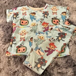 Cocomelon 4T pajama set two-piece short sleeves and pajama bottom unisex